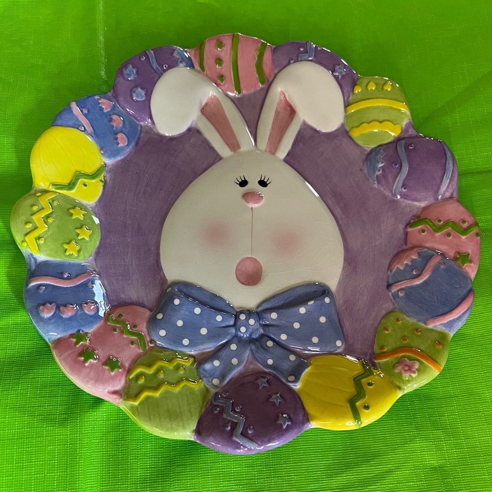 Lot of 2 Spring-Easter holiday serving dishes.
